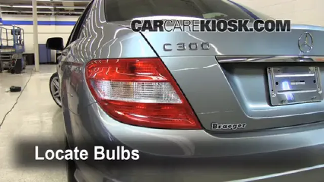 2009 Mercedes-Benz C300 Sport 3.0L V6 Luces Luz trasera (reemplazar foco)